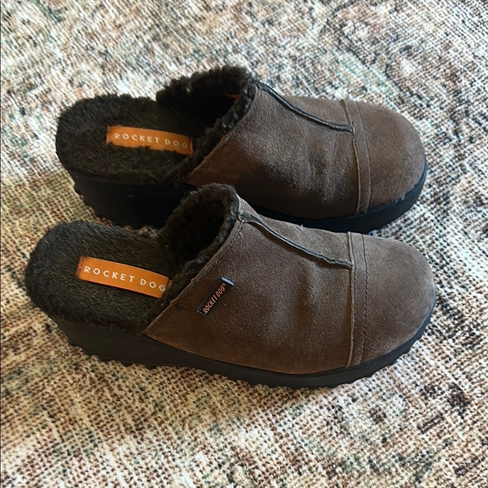Rocket Dog Brown Men's Slip-On Shoes